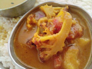 Cauliflower and potato (gobi and aloo) curry
